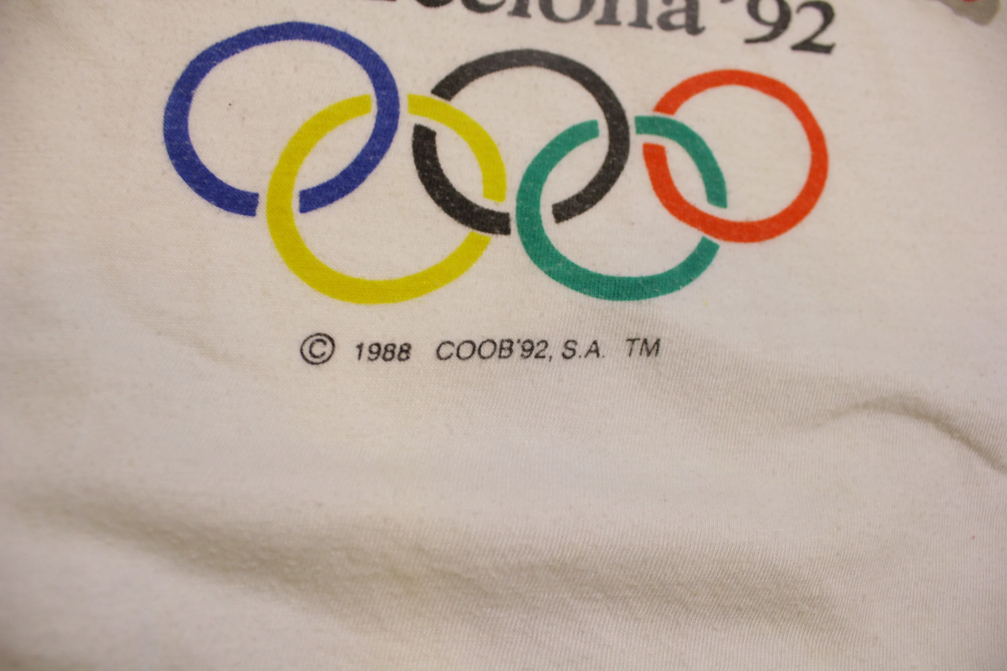 Barcelona '92 Summer Olympics 90's Vintage Olympian T-Shirt