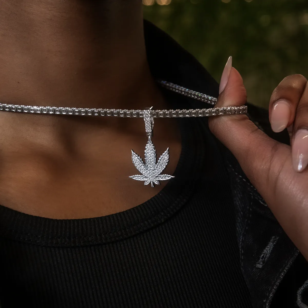 Diamond Weed Leaf Pendant in White Gold