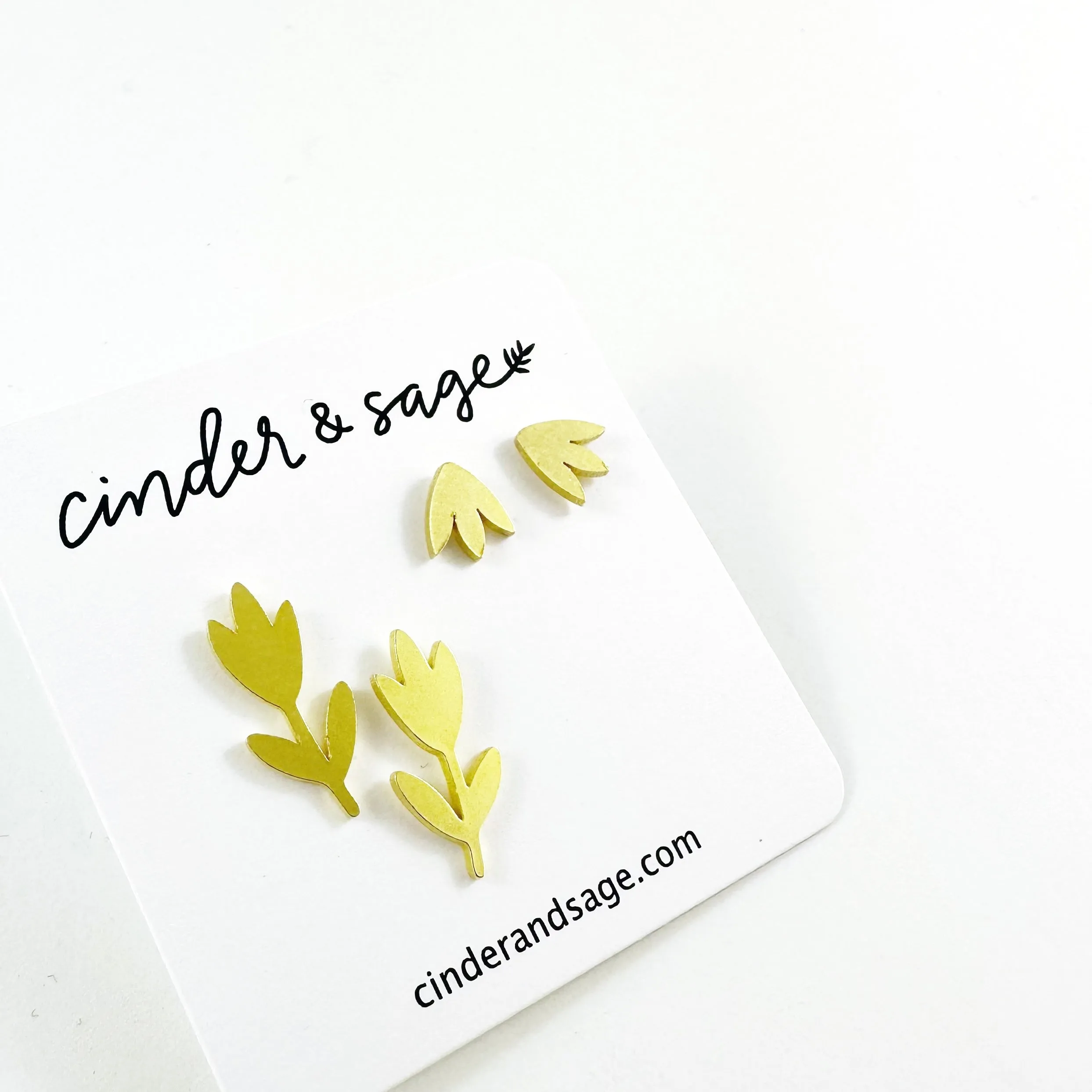 Dutch Tulips Studs (2-pack)