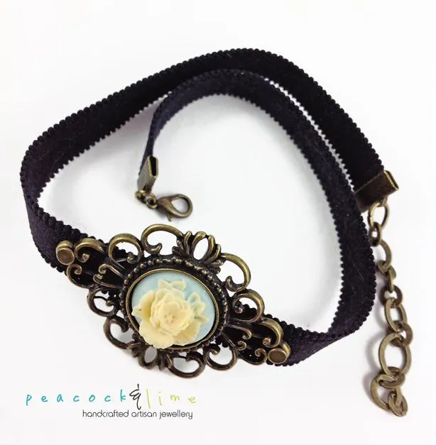 filigree flower cameo pendant choker necklace