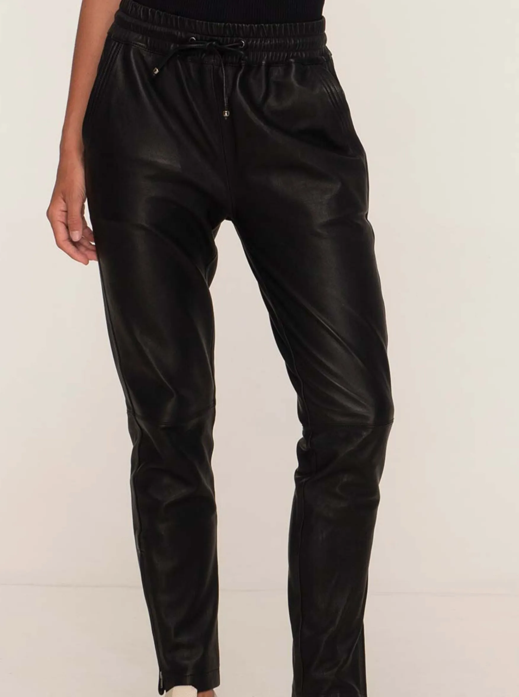 GEMMA LEATHER JOGGER - BLACK