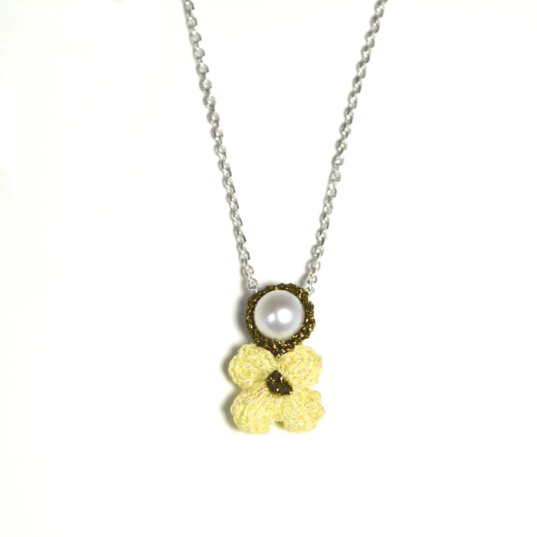 Ivory Hand Crocheted Flower and Pearl Necklace by Atelier Godolé