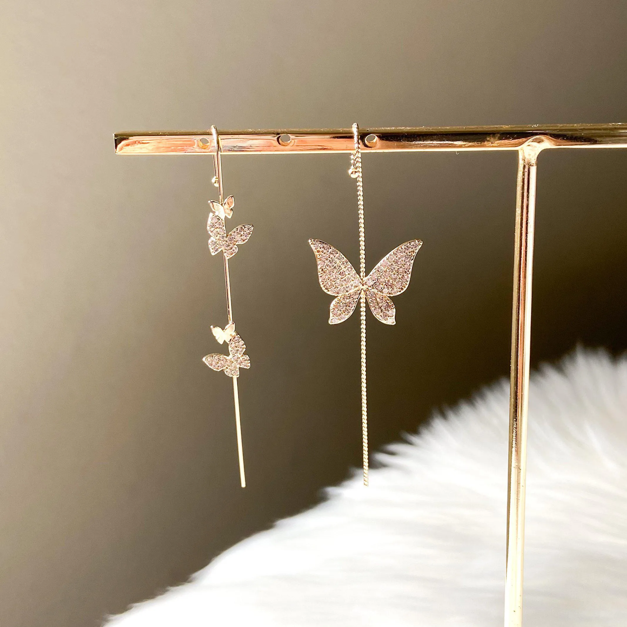 Mariposa Butterfly Ear Hook / Ear Cuff - 2 Styles