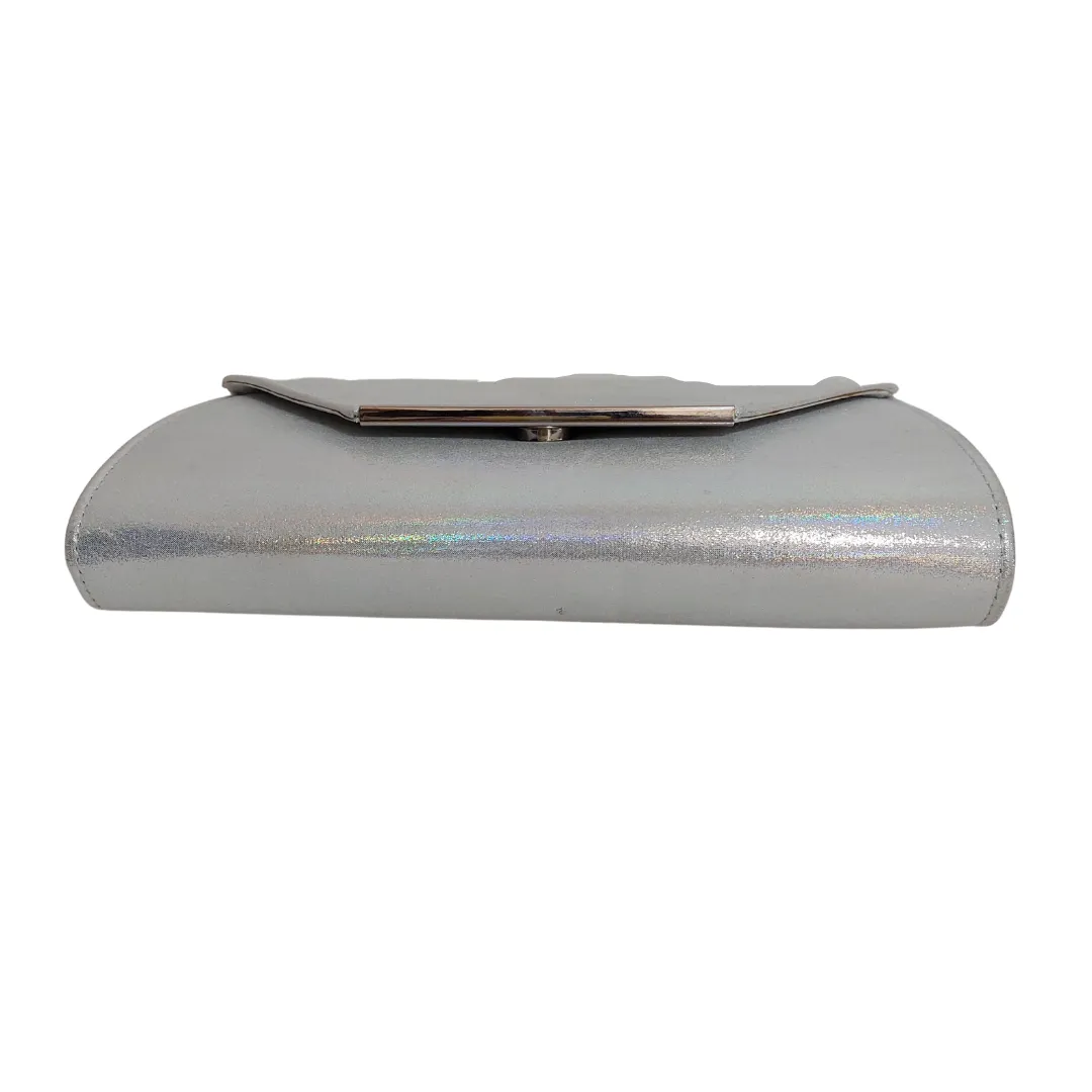 Quiz Silver Metallic Convertible Clutch | Gently Used |