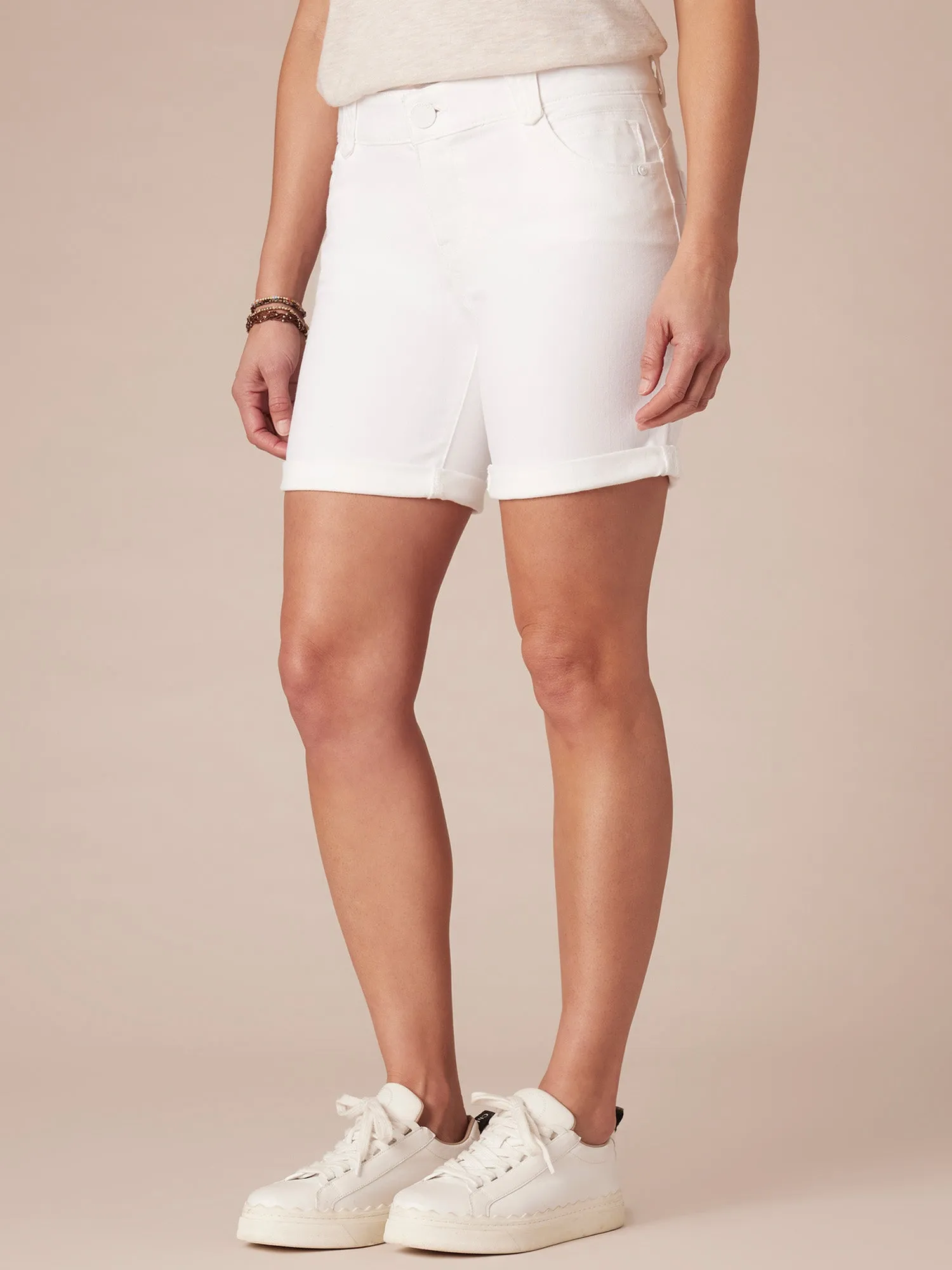 "Ab"solution® White Denim 7" Short