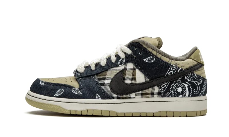 SB Dunk Low Travis Scott