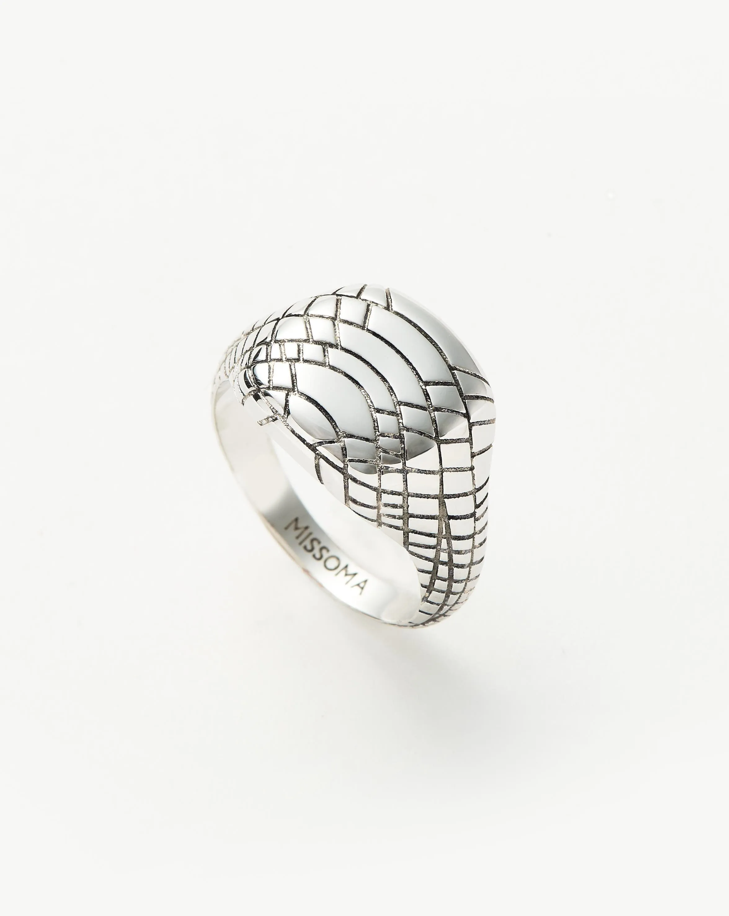 Serpent Textured Signet Ring | Silver Plated