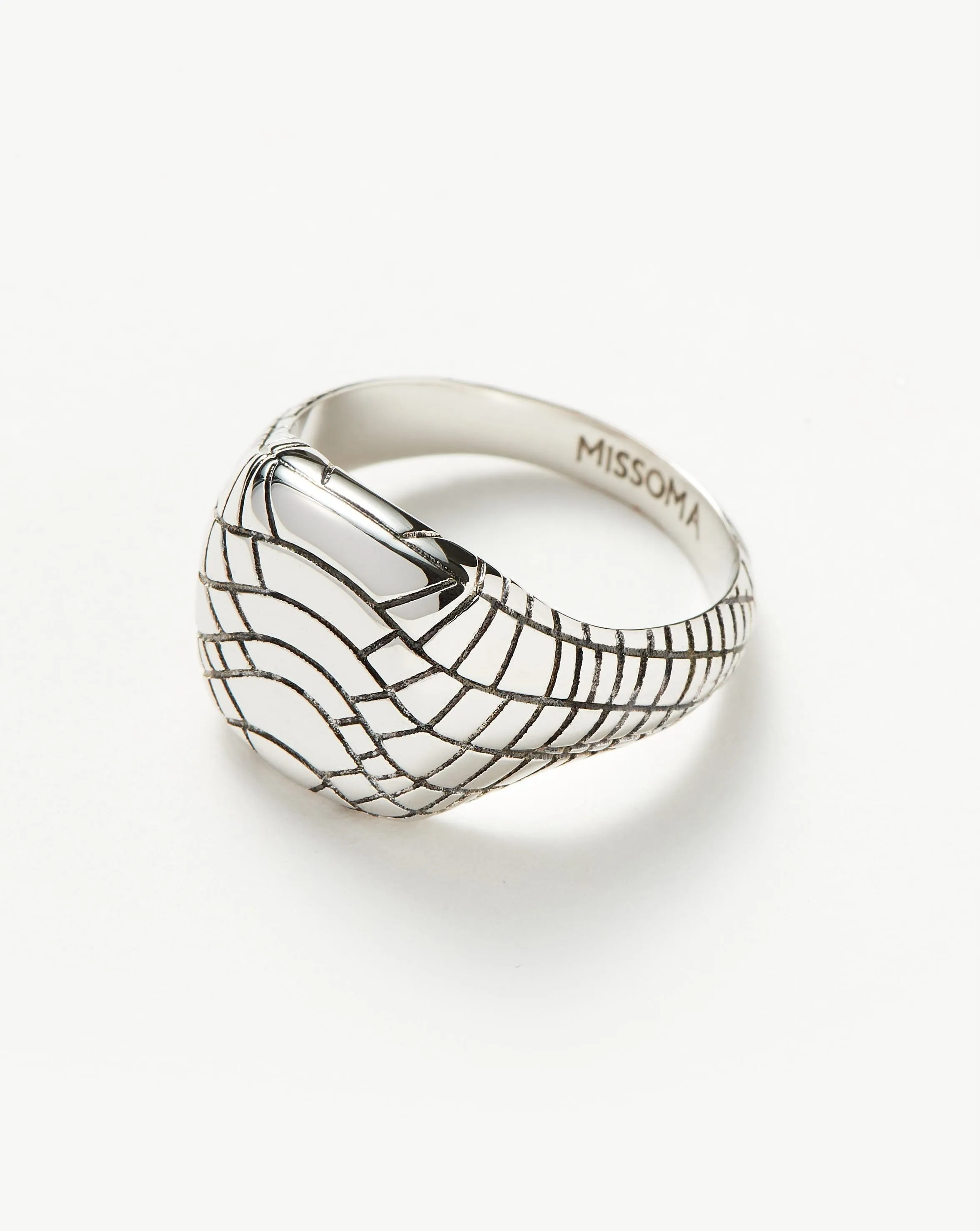 Serpent Textured Signet Ring | Silver Plated