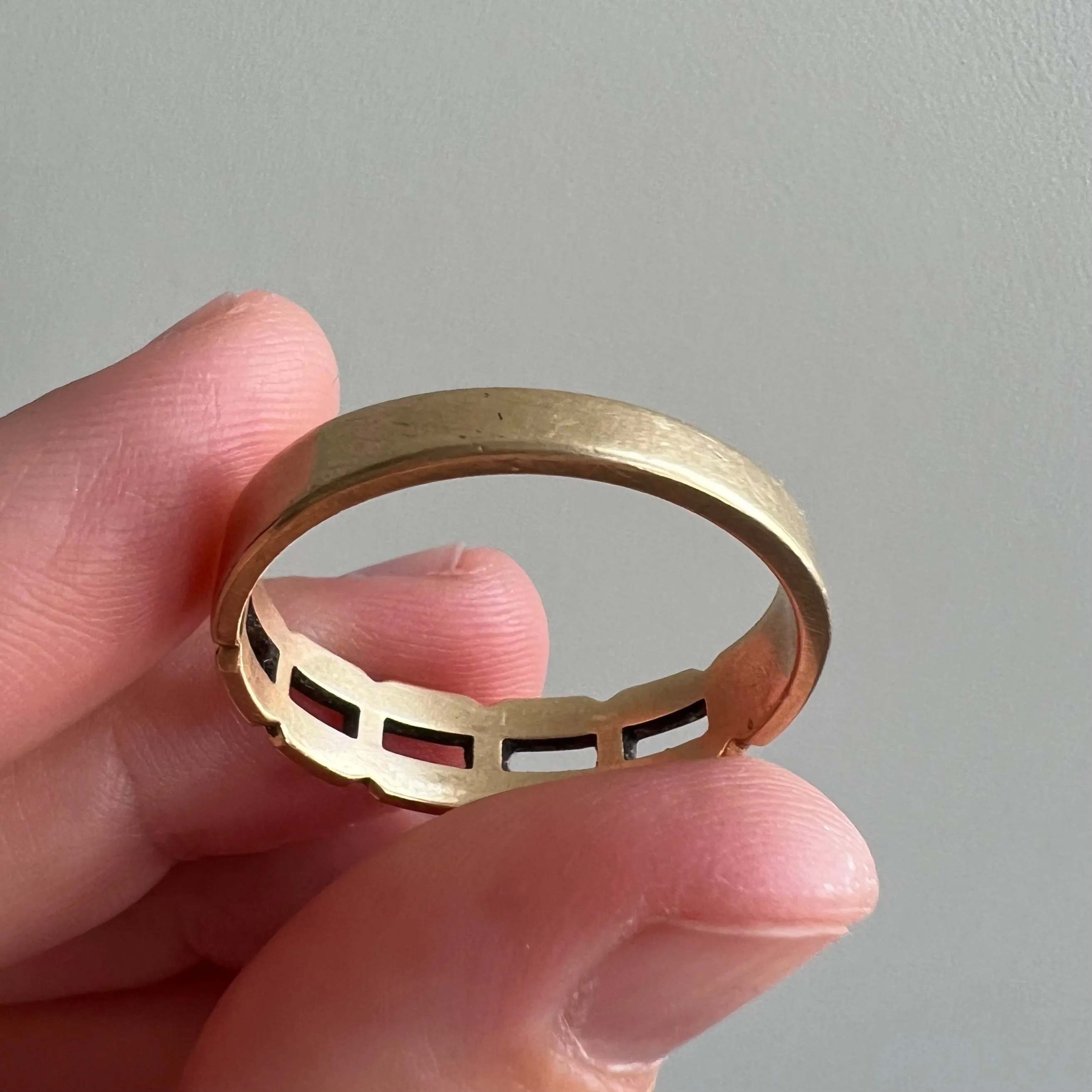 V I N T A G E // love linked / 14k yellow gold Keepsake curb chain ring / size 11.25